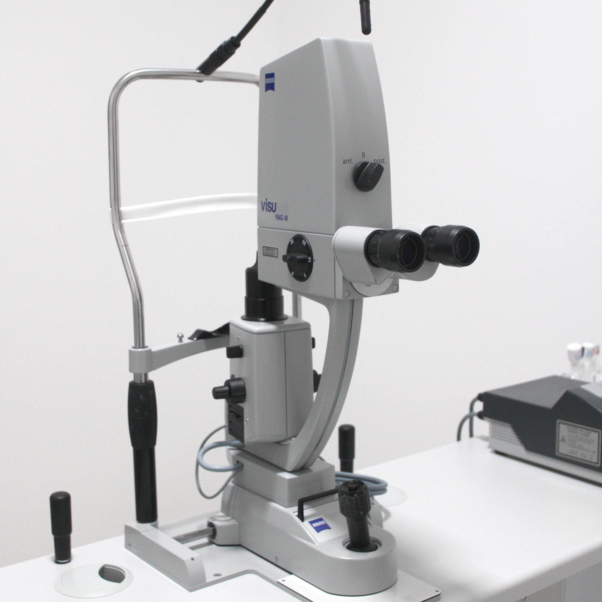 Tratamento Laser Ambulatorial - YAG Laser Visulas (Carl Zeiss)